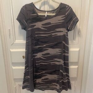 Camo Z Supply T-shirt dress